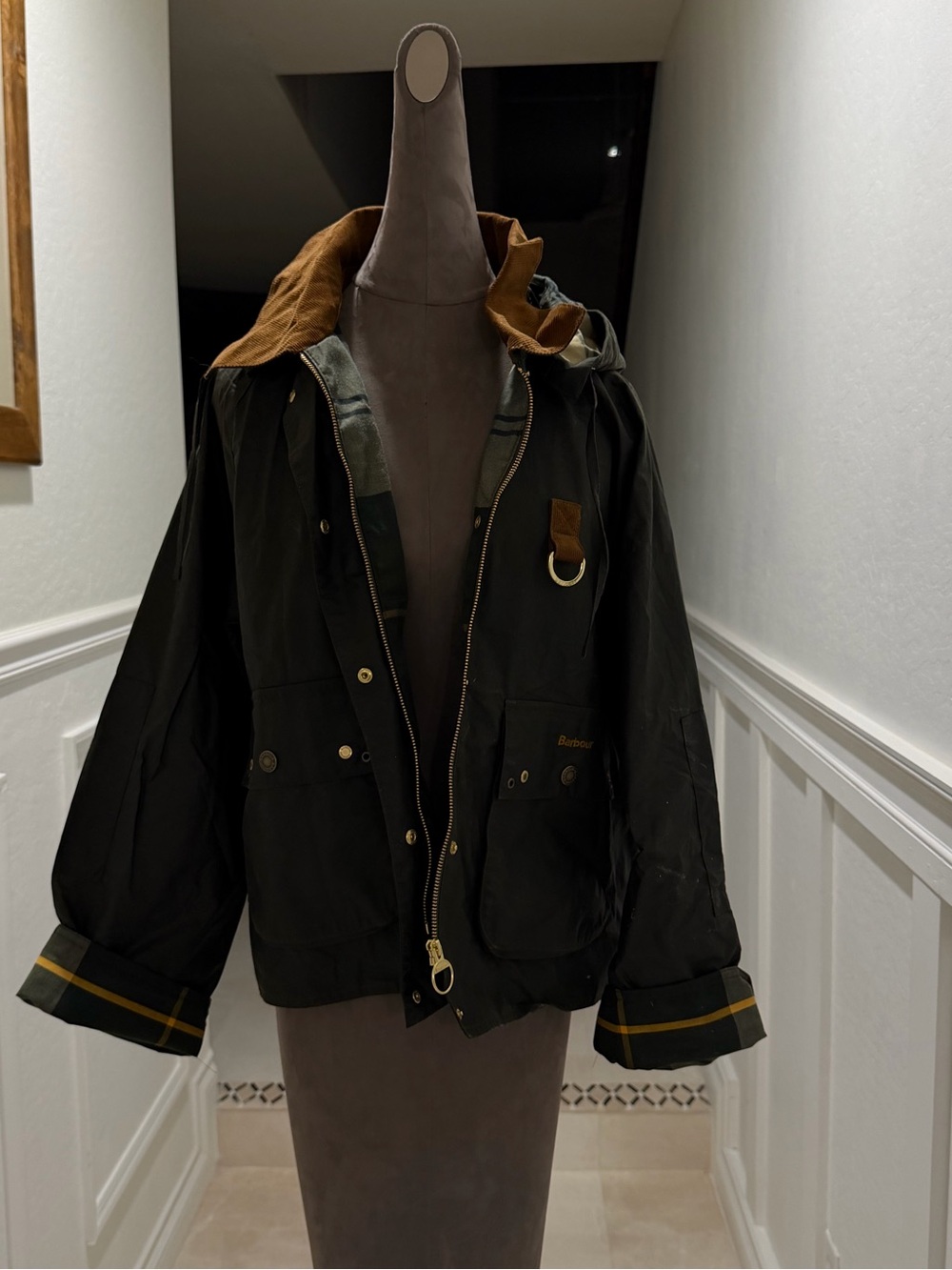Barbour Erma Wax Black/ Ancient Tartan Corduroy Trim Women’s Jacket Size 12 US